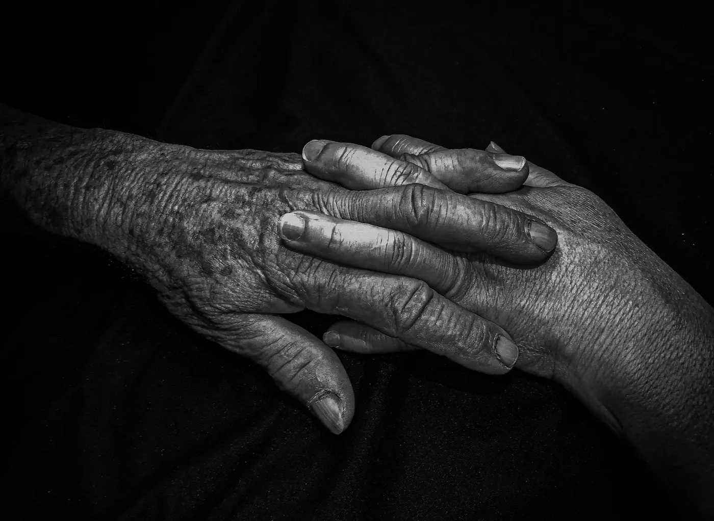Alzheimer und Demenz: Ursachen, typische Merkmale und Hilfe für Angehörige